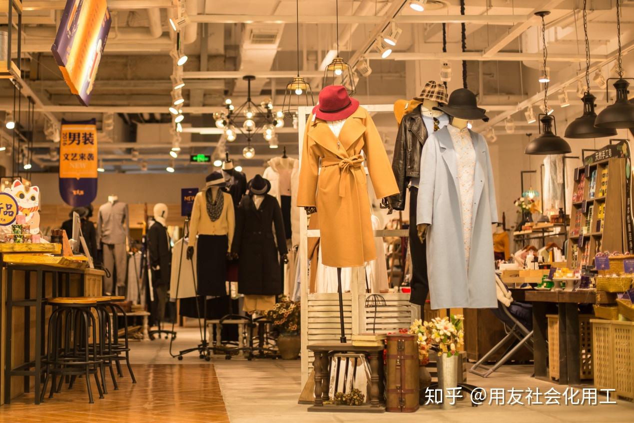 服装零售业转型期 ZARA加码线上运营，数智化成关键支撑